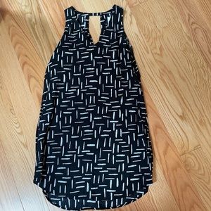 Old Navy Black and white dress